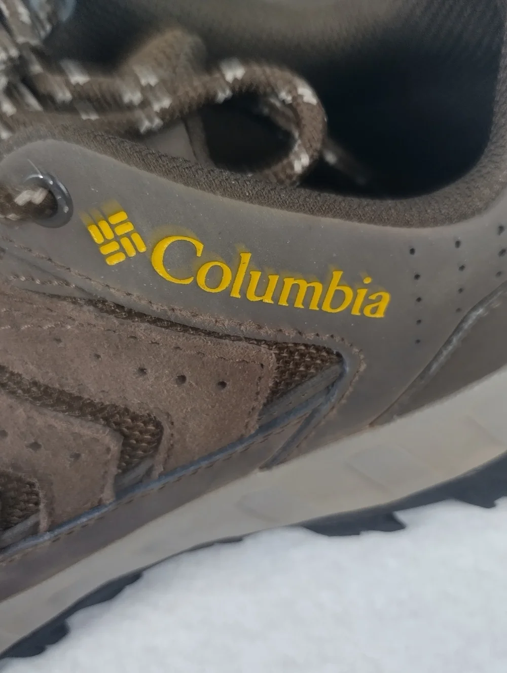 Columbia Mens Sz 7.5 Strata Trail Waterproof Outdoors Hiking Athletic Trainers